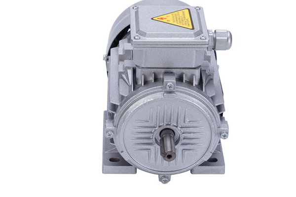 電機(jī)斷軸因什么而造成？